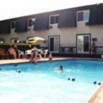 Imperial Inn 1000 Islands Gananoque Exterior foto